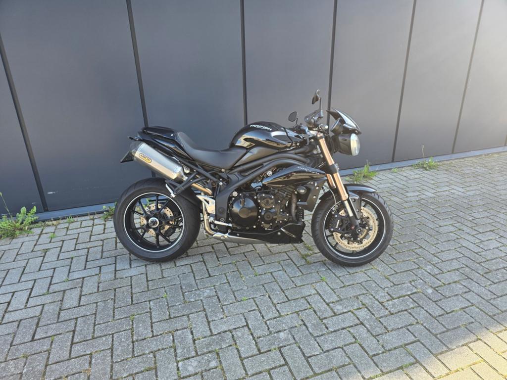 Triumph Speed Triple 1050 94R Editie, Sportuitlaat, Motorrijbewijs A, Gebruikt, 3 cilinders
