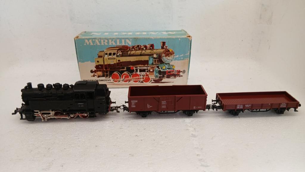 Marklin H0  - 3031 - Tenderloc met 2 wagons., Wisselstroom, Gebruikt, Locomotief, Ophalen of Verzenden
