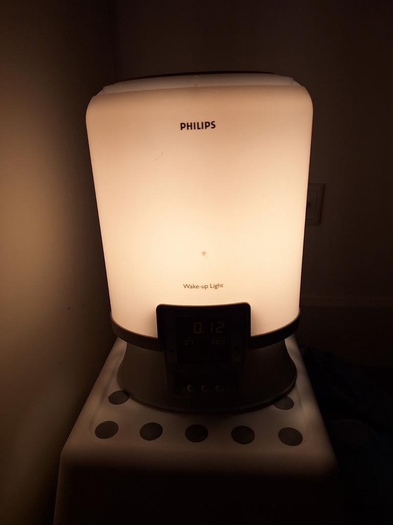 Philips Wake-up Light - Wekker met lichtsimulatie gebruikt, Ophalen of Verzenden, Gebruikt, Digitaal