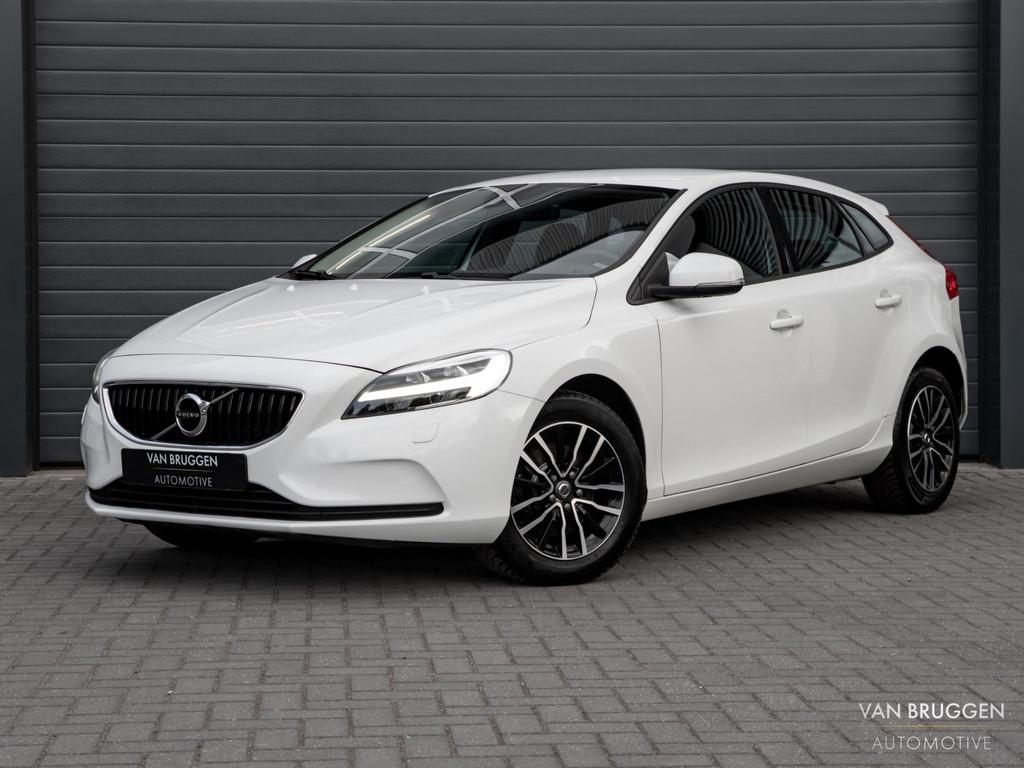 Volvo V40 2.0 T2 Nordic+ Trekhaak LED Org NL / NAP, Auto's, Voorwielaandrijving, Gebruikt, Euro 6, 4 cilinders