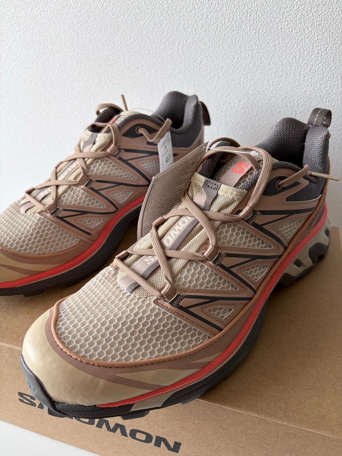 Salomon XT-6 Mindful 3 Sneakers maat 43 1/3 - Nieuw in doos, Ophalen of Verzenden, Nieuw, Beige, Sneakers of Gympen