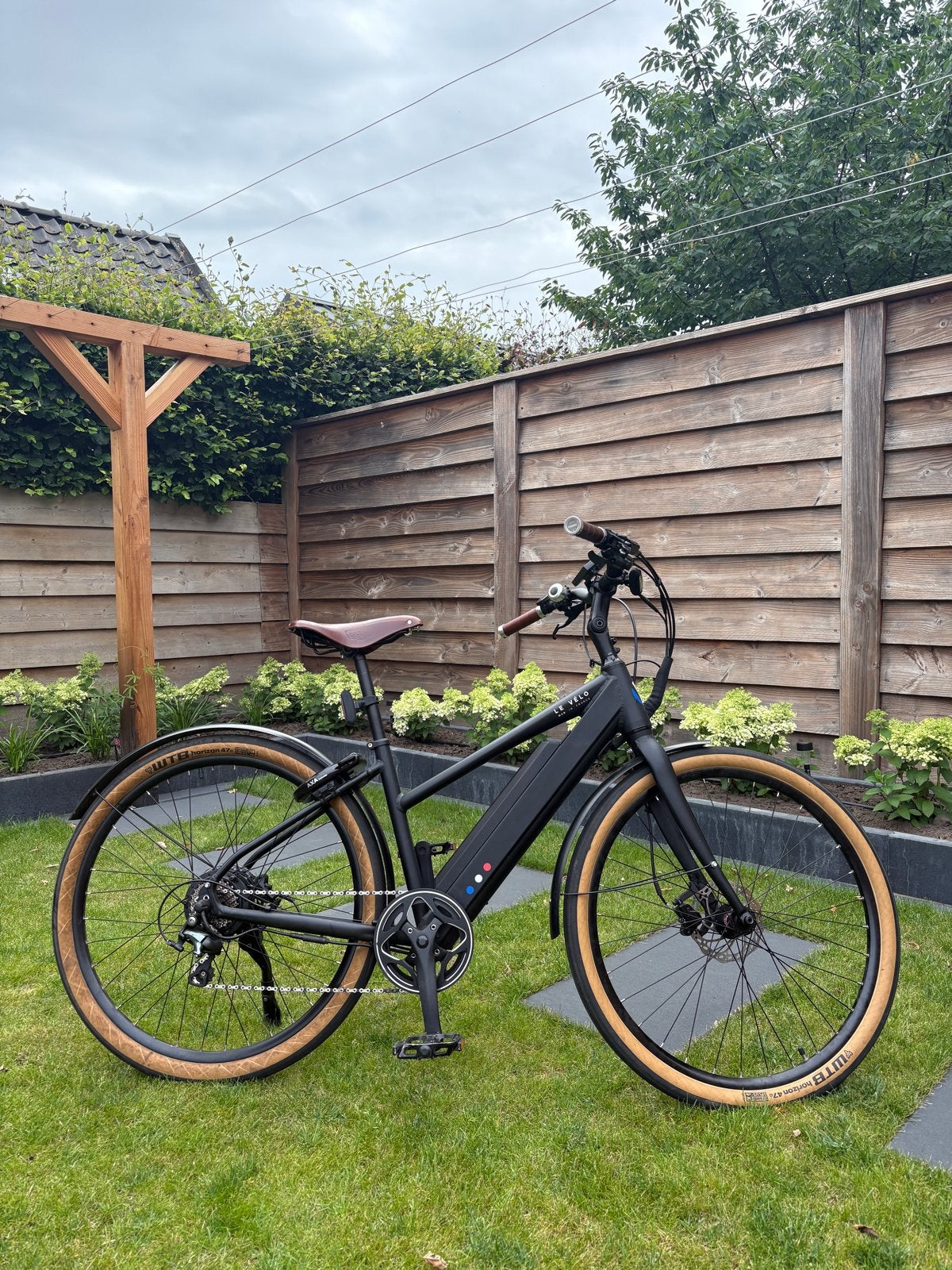 Nette ebike - Le Vélo MAD L'Urbain - Remmen piepen, Gebruikt, 47 tot 51 cm, 30 tot 50 km per accu, Ophalen