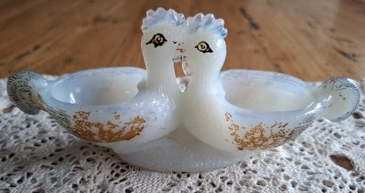 Antieke Franse opaline zoutvaatjes kippen, Schmidt Verrerie, Ophalen of Verzenden