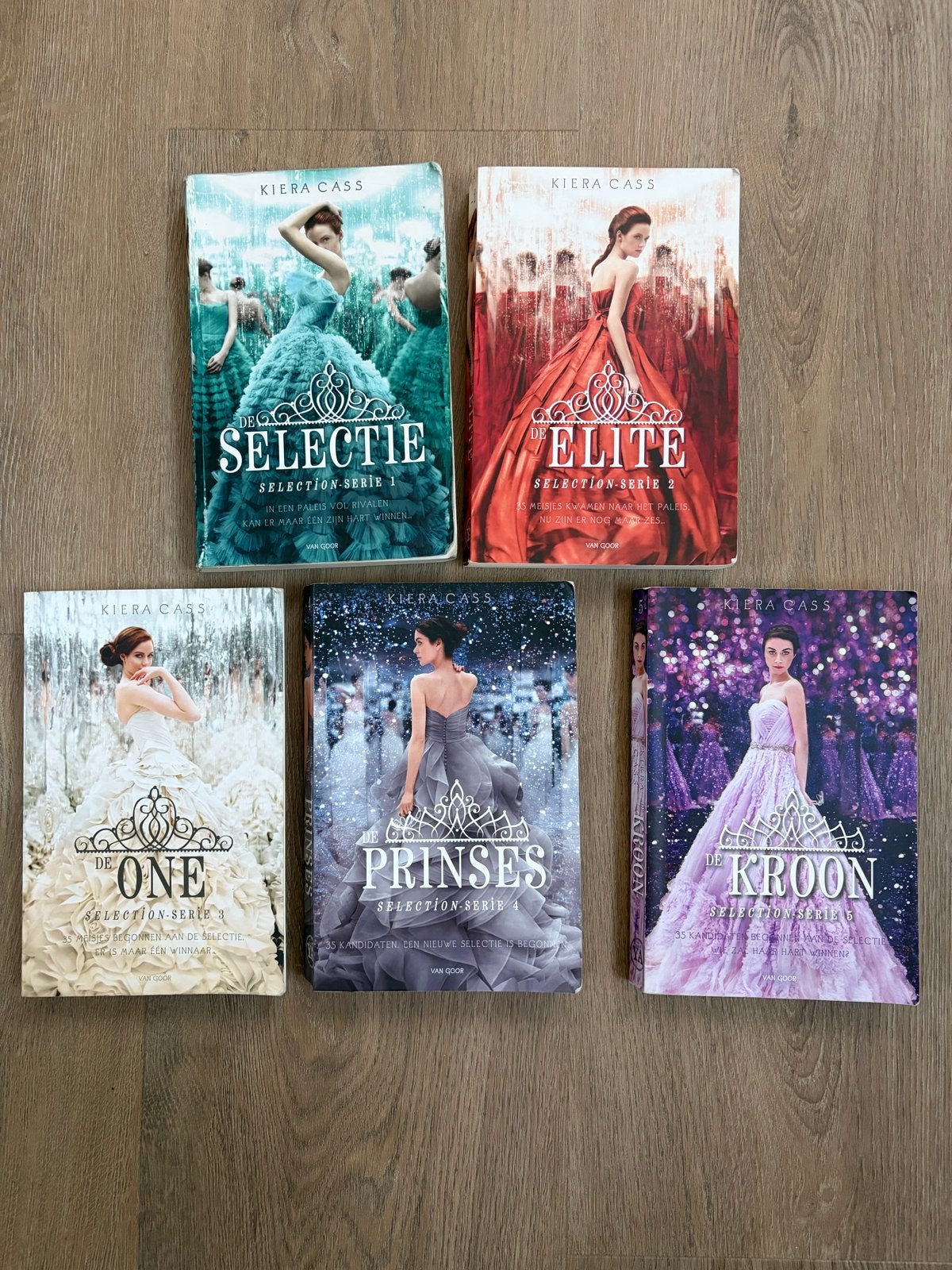 Complete serie De Selectie van Kiera Cass (5 boeken), Boeken, Ophalen, Gelezen