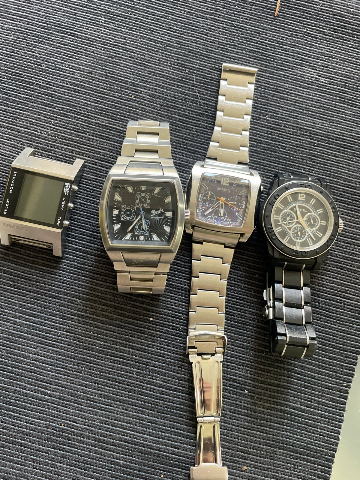 Diverse horloges: Diesel, Breil en Memphis, Sieraden, Tassen en Uiterlijk, Overige merken, Gebruikt, Staal, Polshorloge