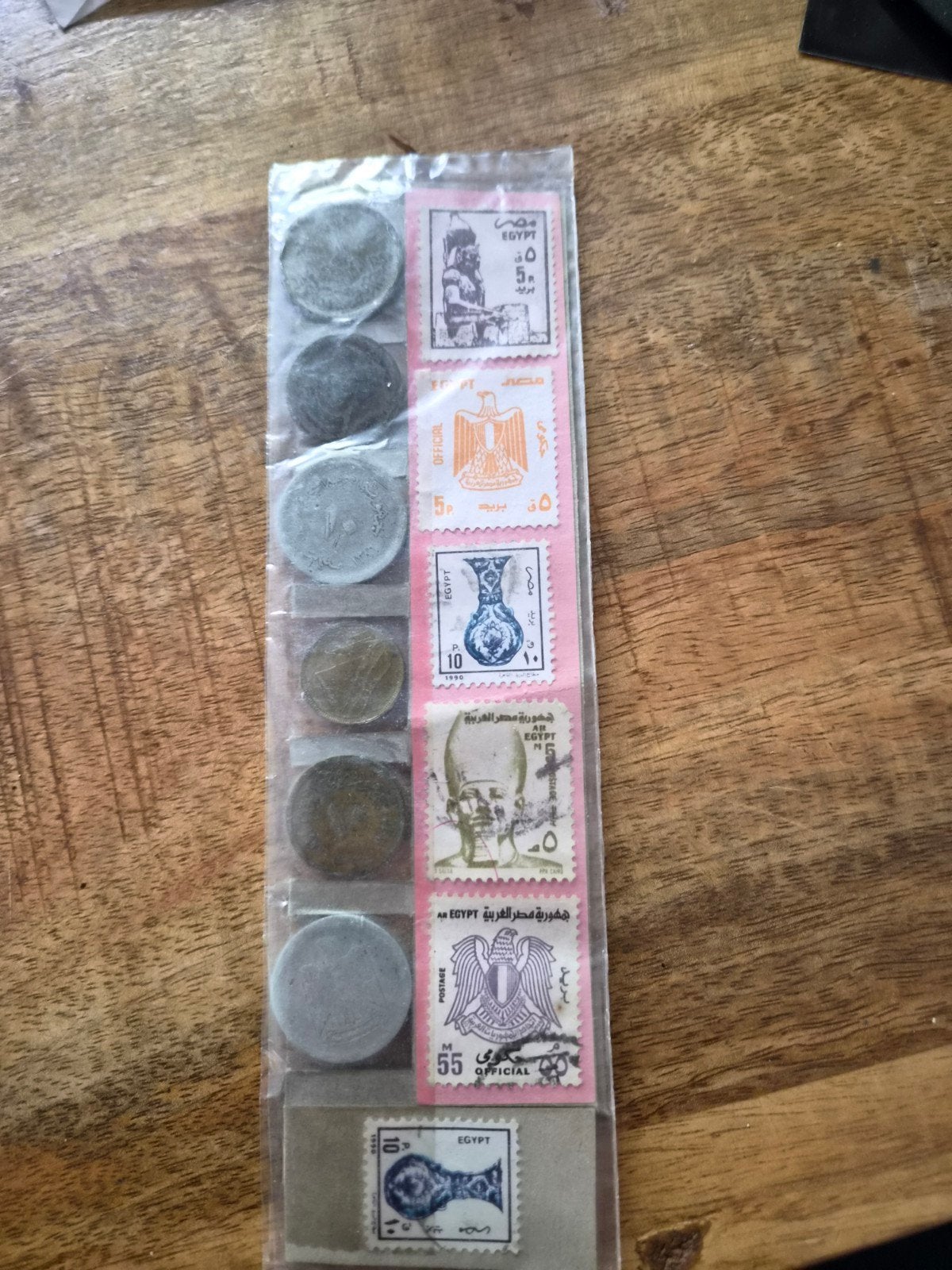 Egyptische munten en postzegels set, Ophalen of Verzenden, Buitenland, Munten en Bankbiljetten