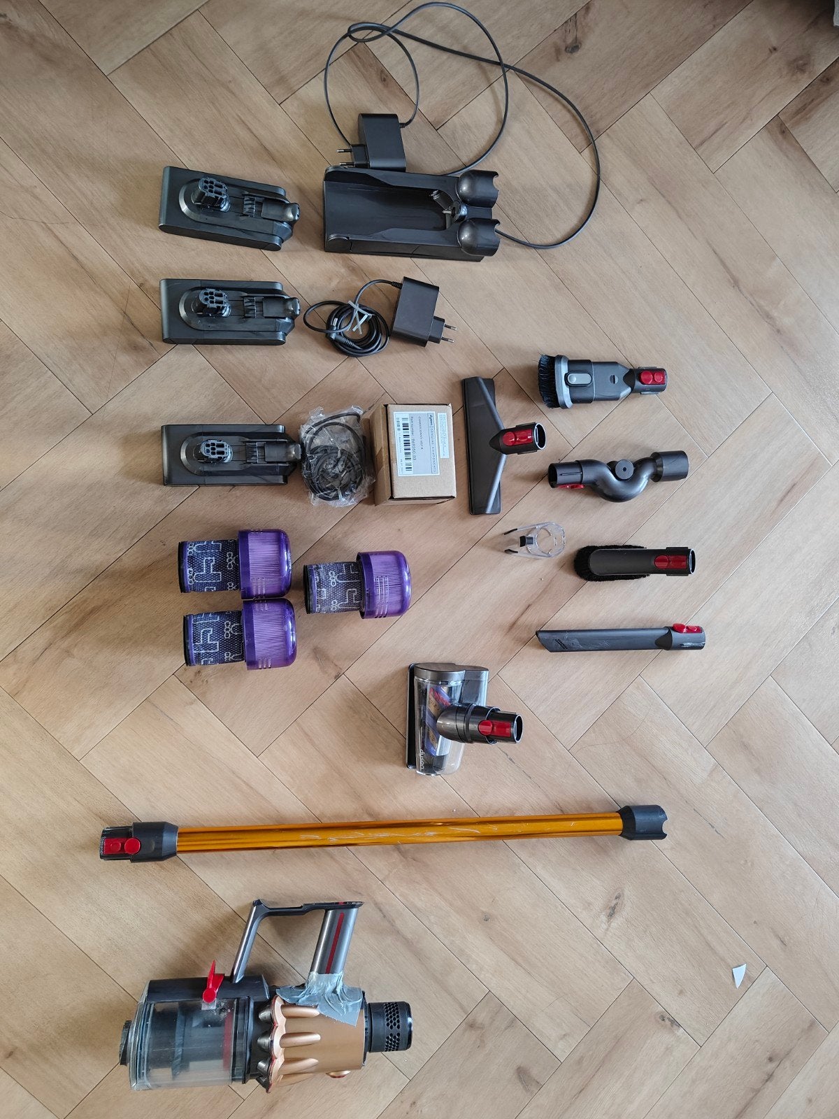 Onderdelen Dyson V12 Detect accesoires, Inclusief accessoires, Gebruikt, Overige typen, Ophalen of Verzenden