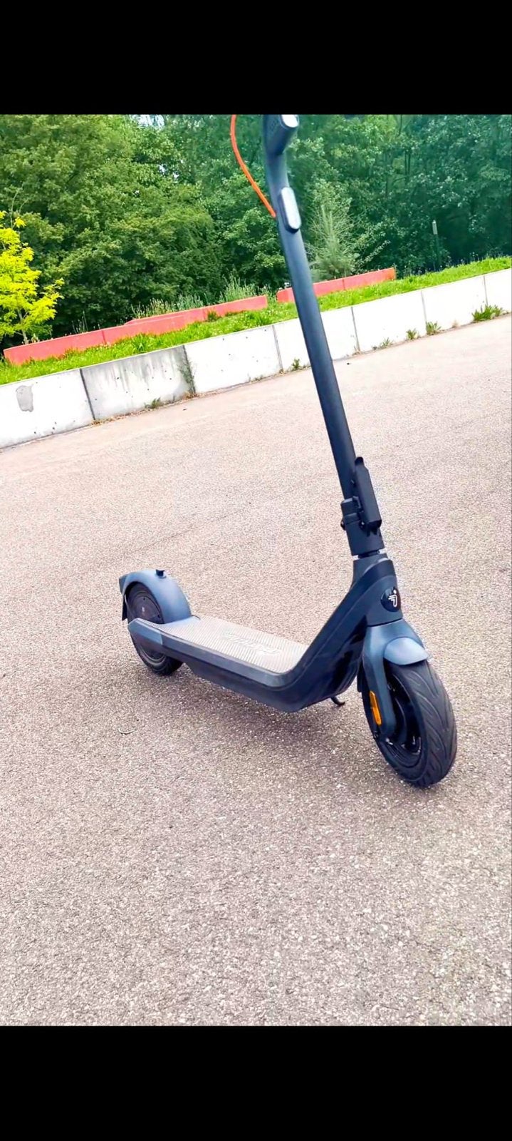 Segway E2 Pro E-step - Zo goed als nieuw, Fietsen en Brommers, Steps, Ophalen, Zo goed als nieuw, Elektrische step (E-scooter)