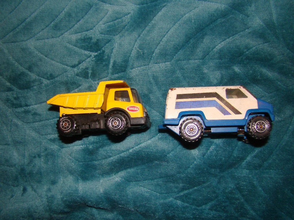 2 tonka auto 's bus en kiepauto, Ophalen of Verzenden, Gebruikt