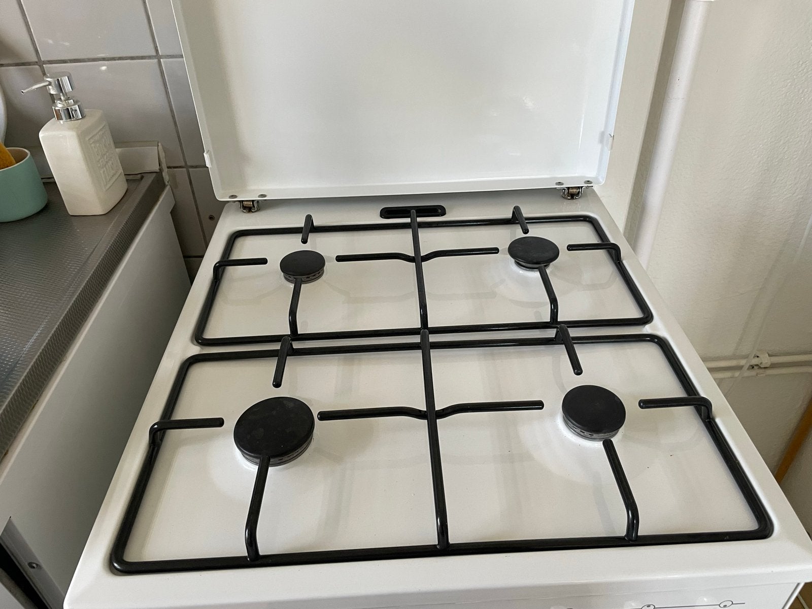 Fornuis met gas kookplaat en elektrische oven, Ophalen, Gebruikt, 4 kookzones, Gas