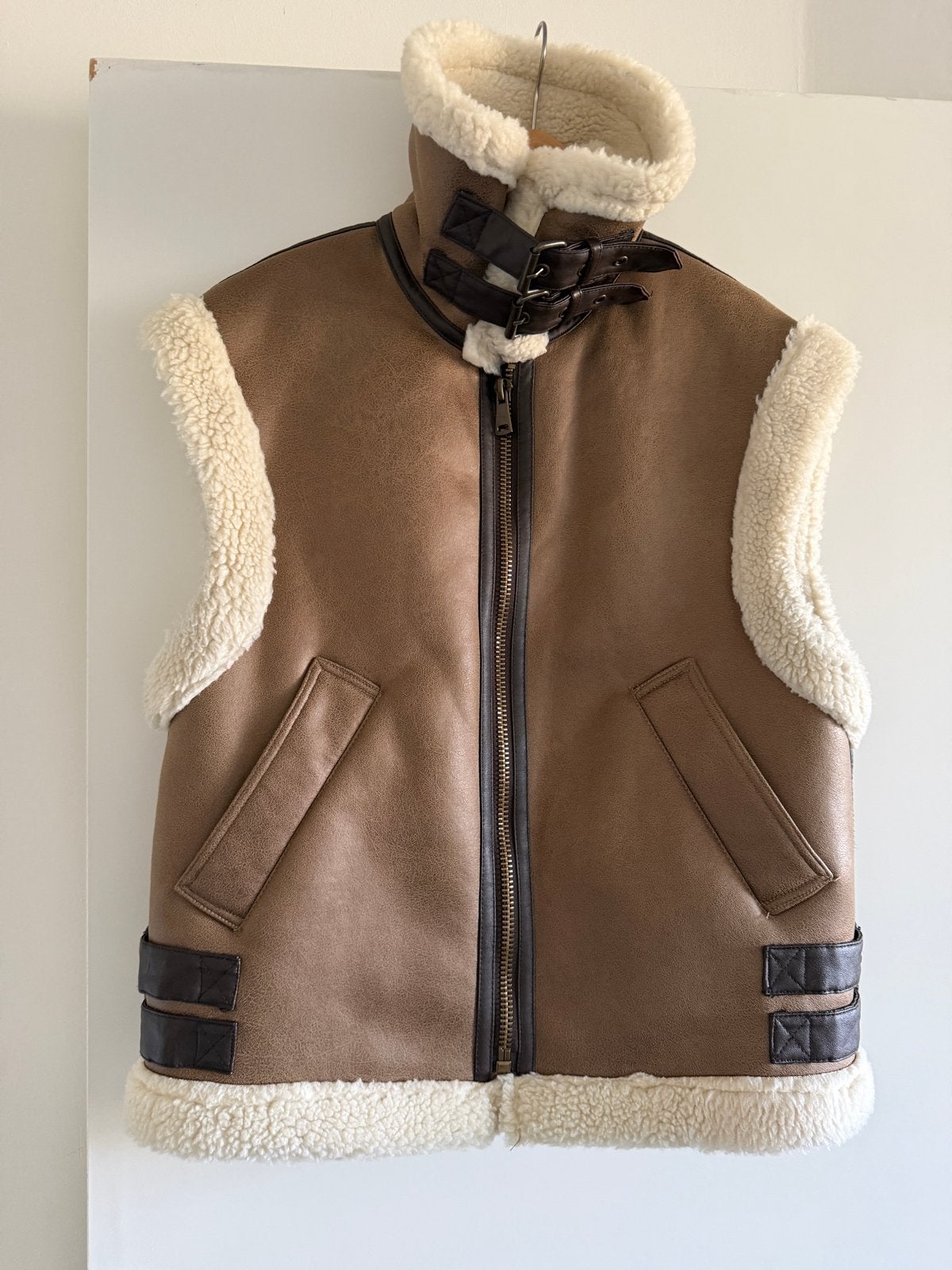 Zara Gilet - Bruin met Crèmekleurige Teddy Voering, Kleding | Dames, Ophalen of Verzenden, Zo goed als nieuw, Maat 34 (XS) of kleiner