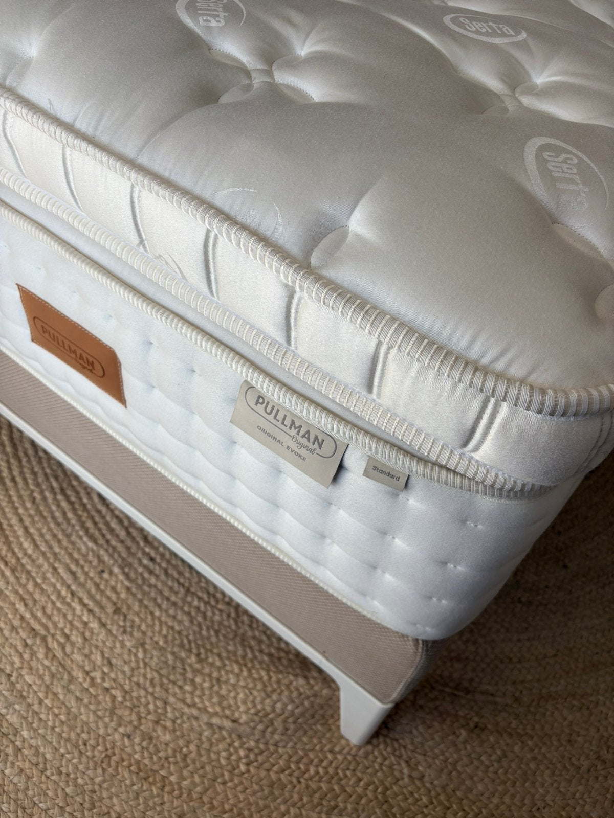 Luxe SERTA Supreme topper - 6 weken oud! - nieuwprijs €2399,, Ophalen, 210 cm, Tweepersoons, Zo goed als nieuw