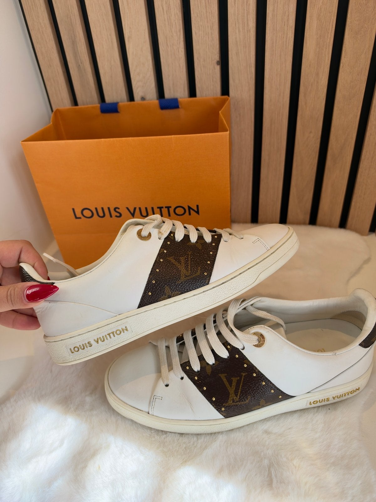Louis Vuitton schoenen, Wit, Ophalen of Verzenden, Sneakers of Gympen, Gedragen