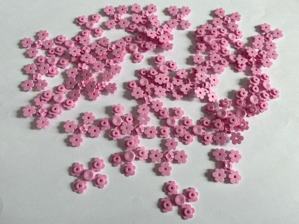 Partij 200x nieuwe Lego bloem blaadjes in diverse kleuren