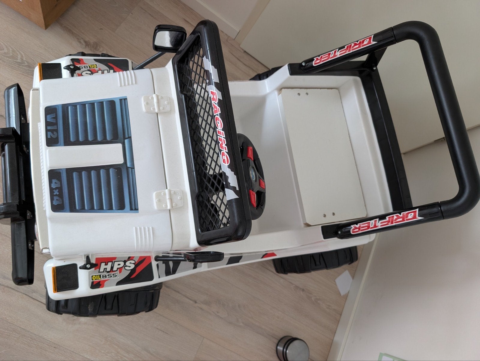 Stoere elektrische Kinder jeep, Ophalen