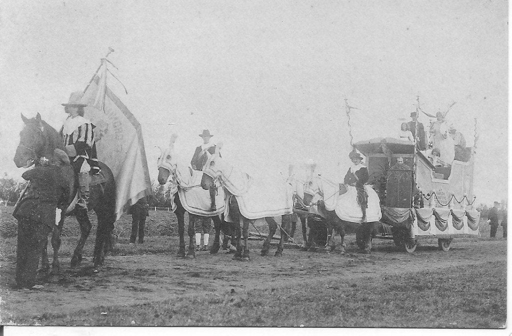 Historische optocht met paarden en praalwagen 1913 Groningen, Verzamelen, Ophalen of Verzenden, Voor 1920, Ongelopen, Groningen