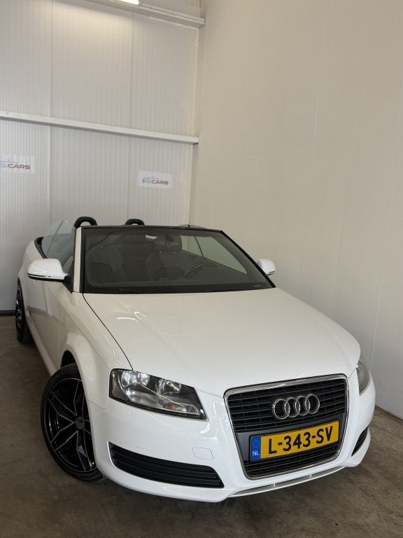 Audi A3 Cabriolet 1.8 TFSI Attraction | Trekhaak | 18 inch !, Auto's, Voorwielaandrijving, Gebruikt, 4 cilinders, Cabriolet