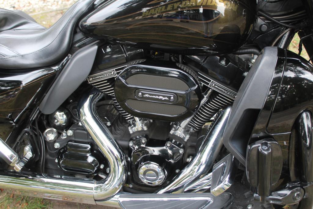 Harley-Davidson Street Glide FLH-X SE Street Glide CVO, Motoren, Motoren | Harley-Davidson, Chopper, Bedrijf, Meer dan 35 kW, 1801 cc