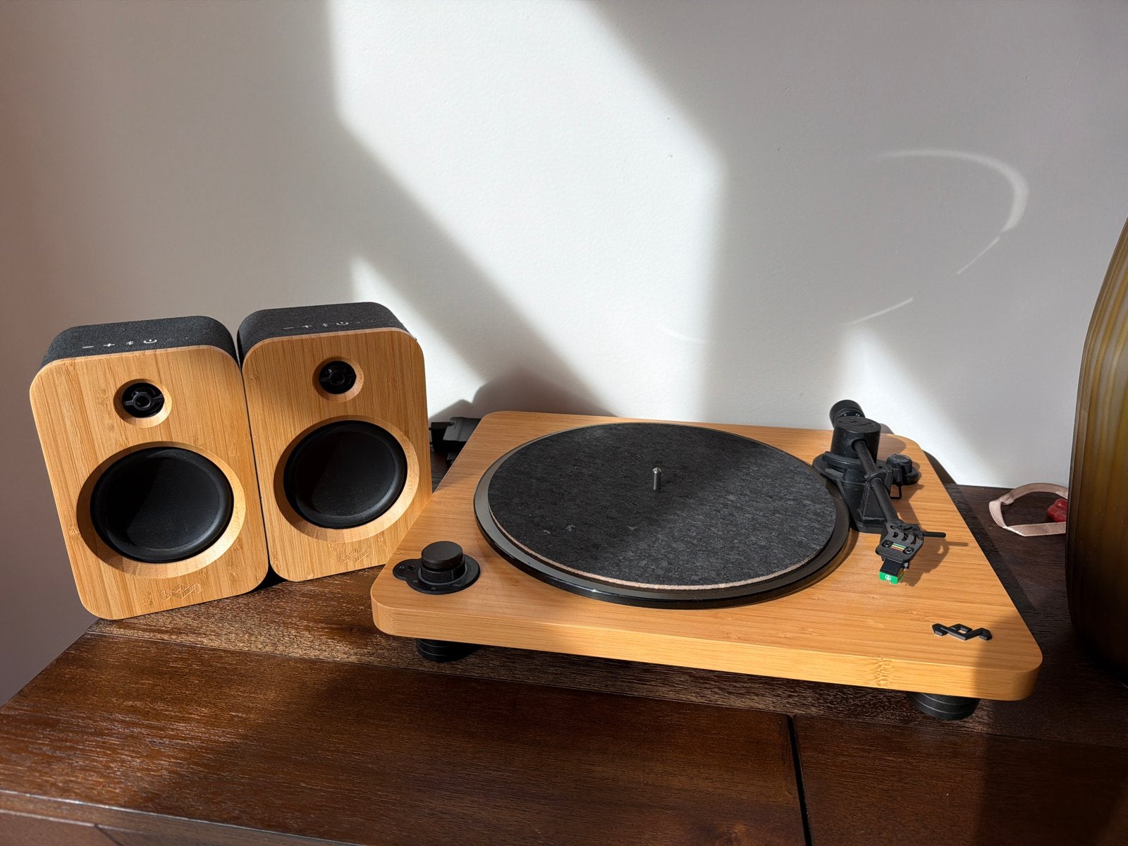 House of Marley Stir It Up Platenspeler met speakers, Ophalen of Verzenden, Zo goed als nieuw, Platenspeler, Overige merken