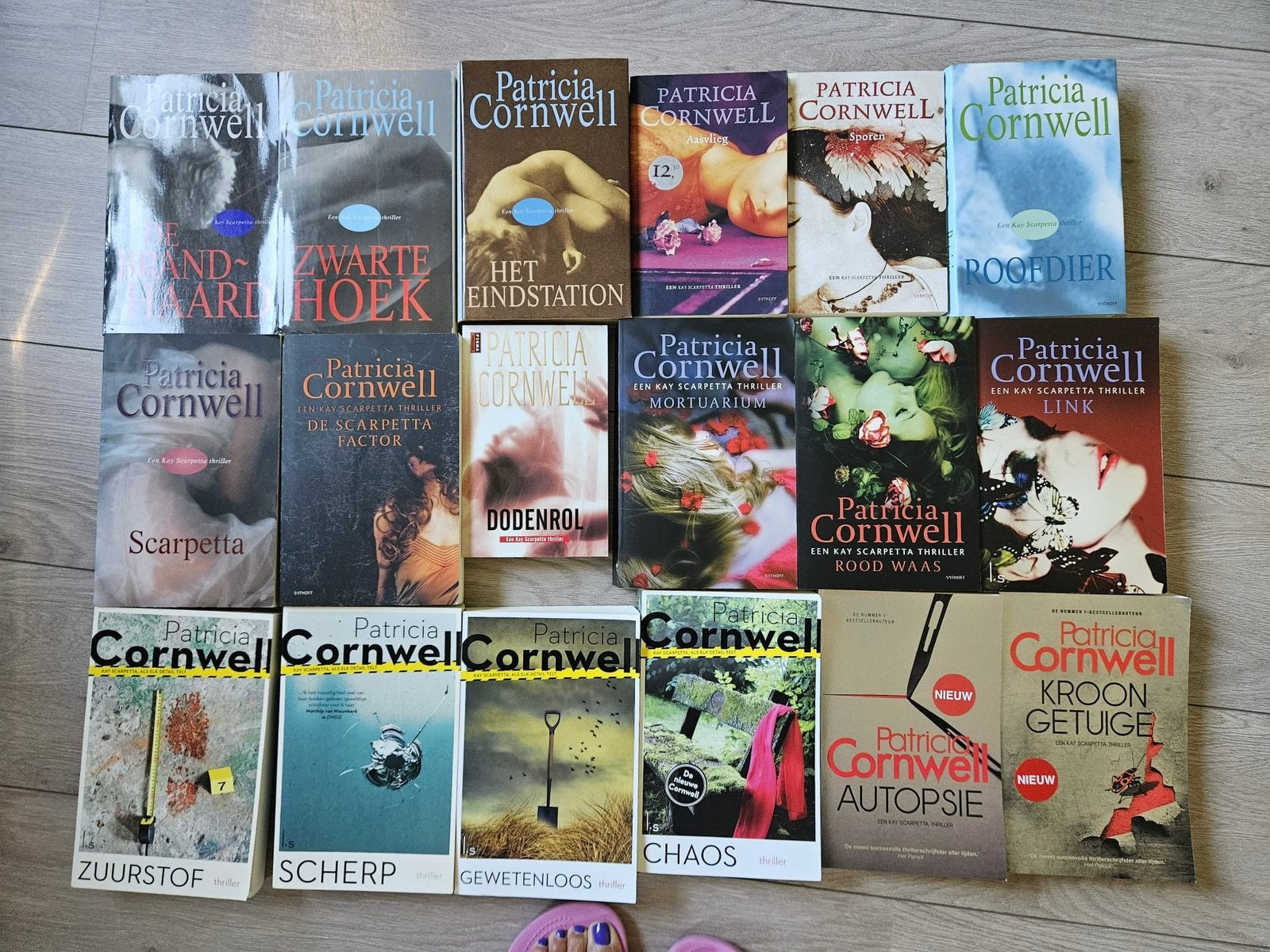 18x Patricia Cornwell boeken zgan, Ophalen of Verzenden