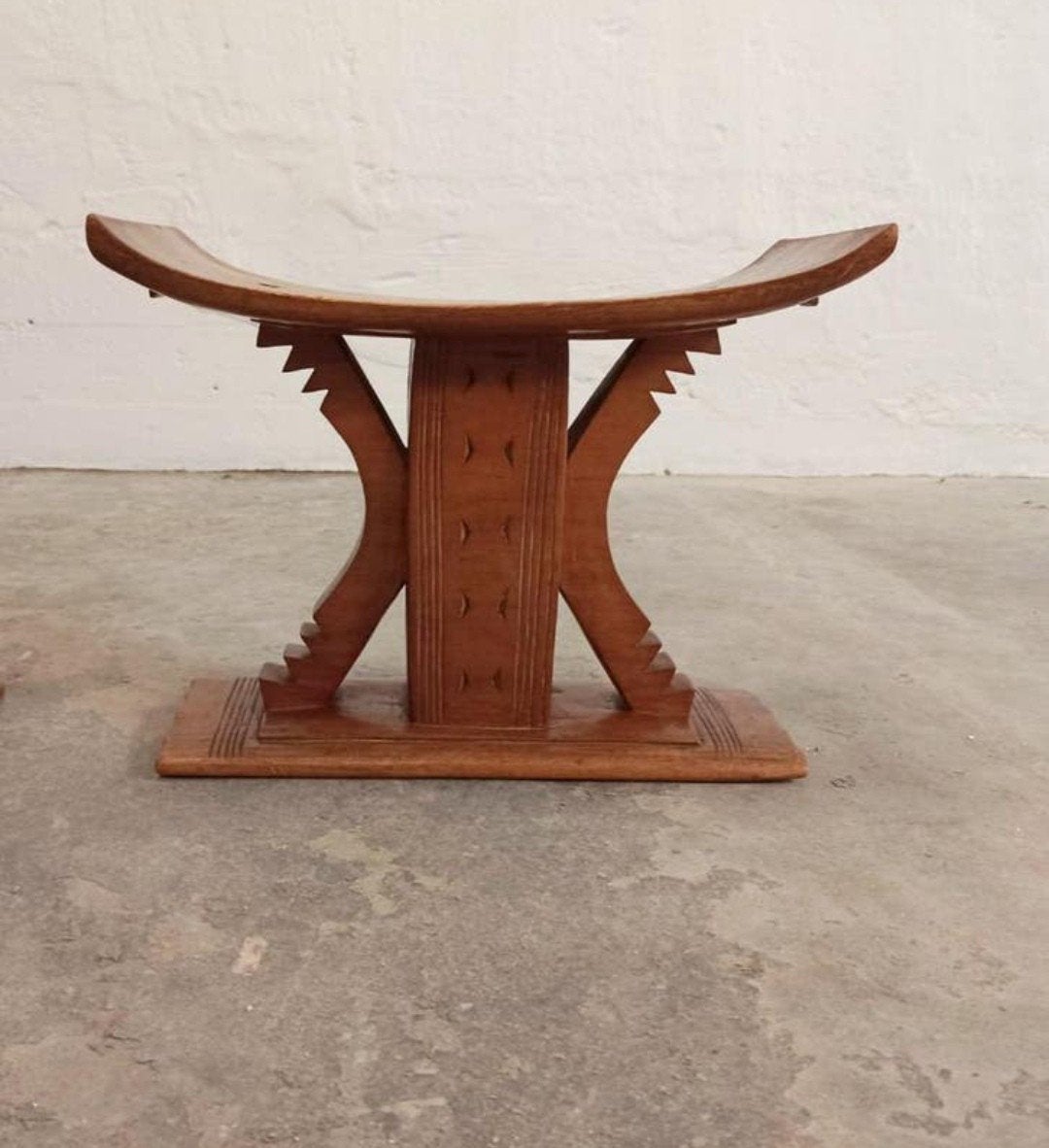 Vintage houten Afrikaanse Ashanti kruk, Tweedehands, Ophalen of Verzenden, Hout, Tweedehands