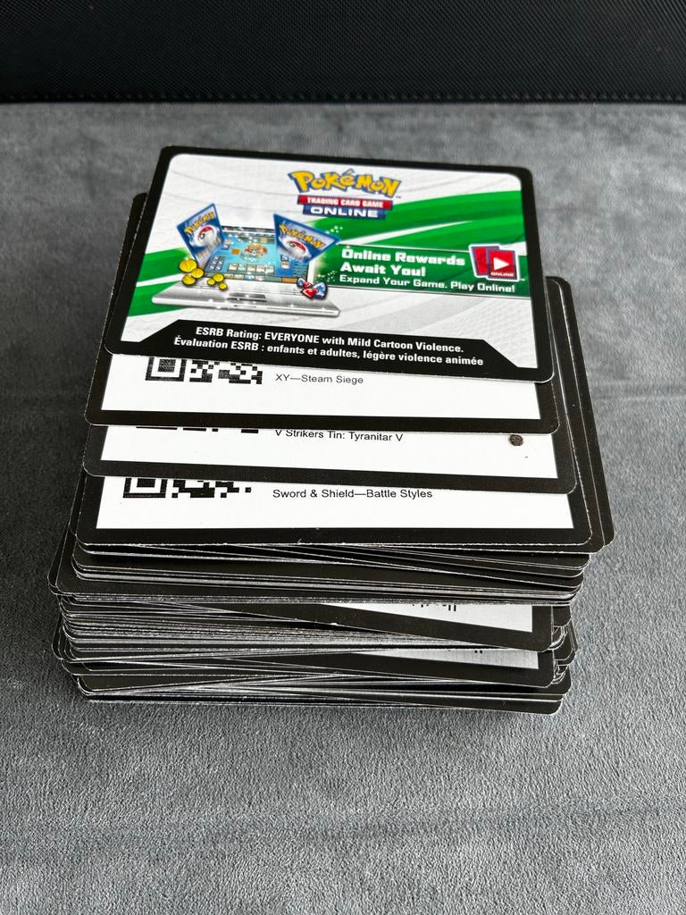 100+ Pokémon Online Code Cards (X&Y, Sword & Shield), Hobby en Vrije tijd, Verzamelkaartspellen | Pokémon, Ophalen of Verzenden