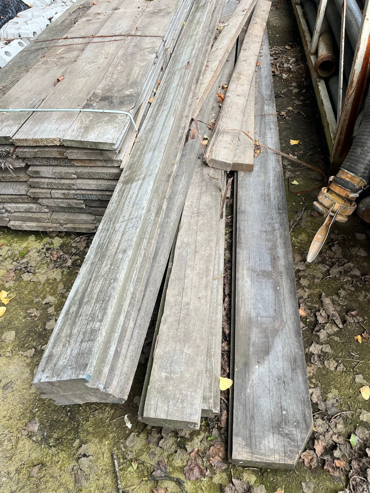 Damwandplanken azobe hardhout 75mm dik, 6m lang, Gebruikt, Ophalen of Verzenden, Plank, Overige houtsoorten