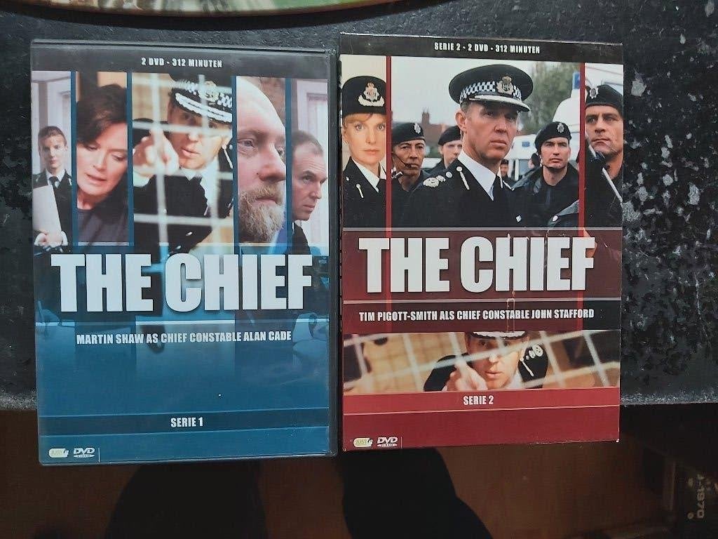 chief 1 en 2, Vanaf 9 jaar, Ophalen of Verzenden, Zo goed als nieuw, Drama