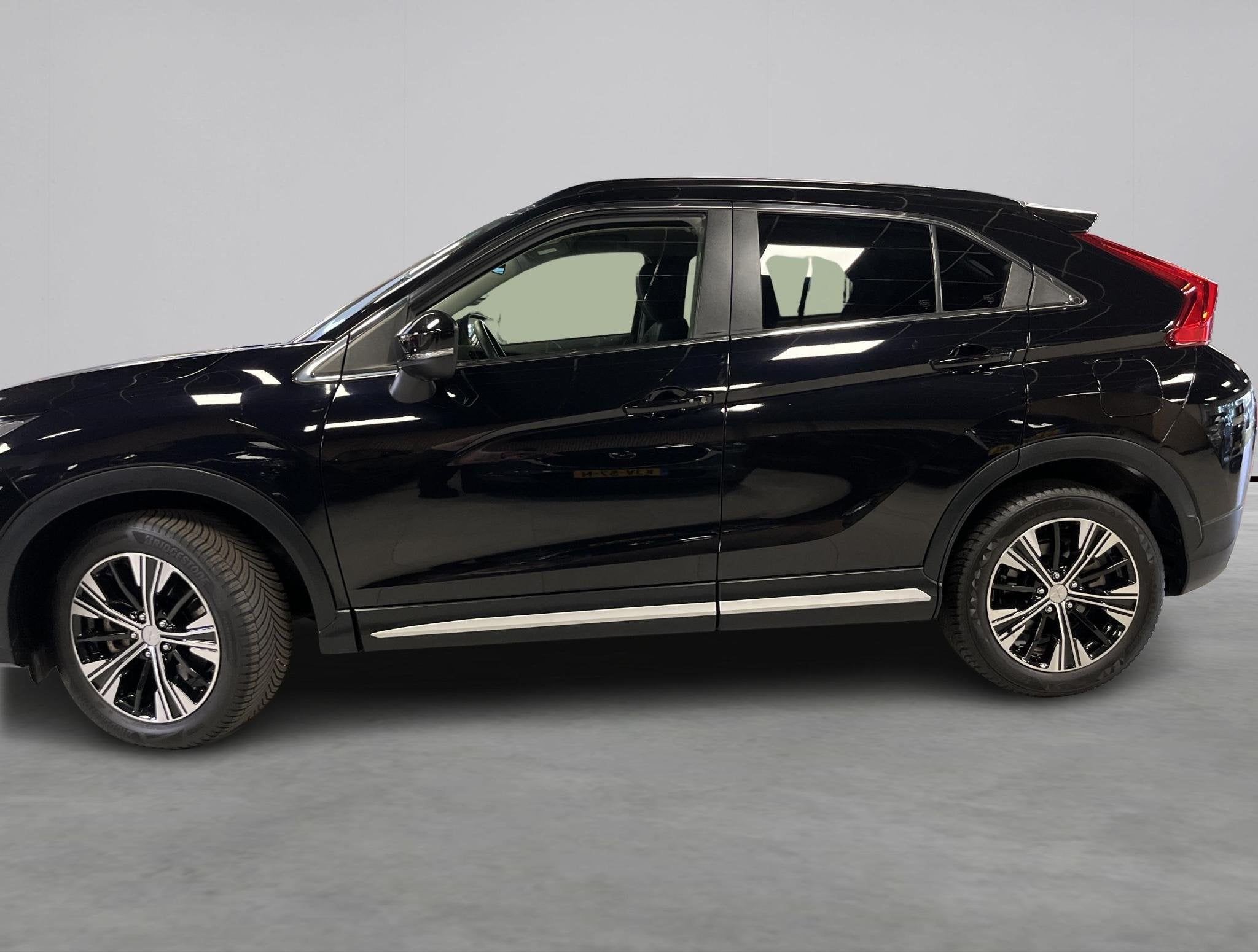 Mitsubishi Eclipse Cross 1.5 DI-T First Edition, Auto's, Dealer onderhouden, Euro 6, 4 cilinders, 1435 kg
