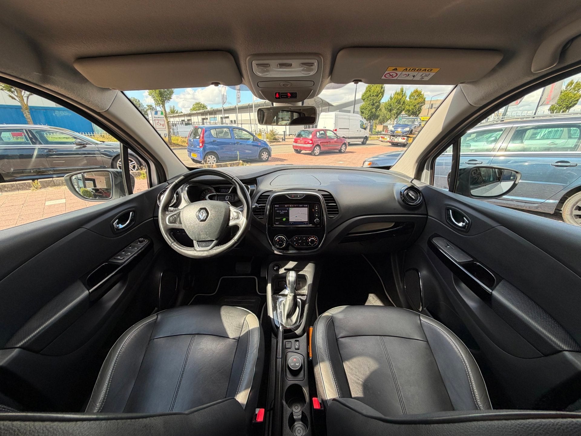 Renault Captur 1.2 TCe Xmod AUTOMAAT|LEDER|Cruise|NAVI|CAMER, Auto's, 4 cilinders, Grijs, SUV of Terreinwagen, 57 €/maand