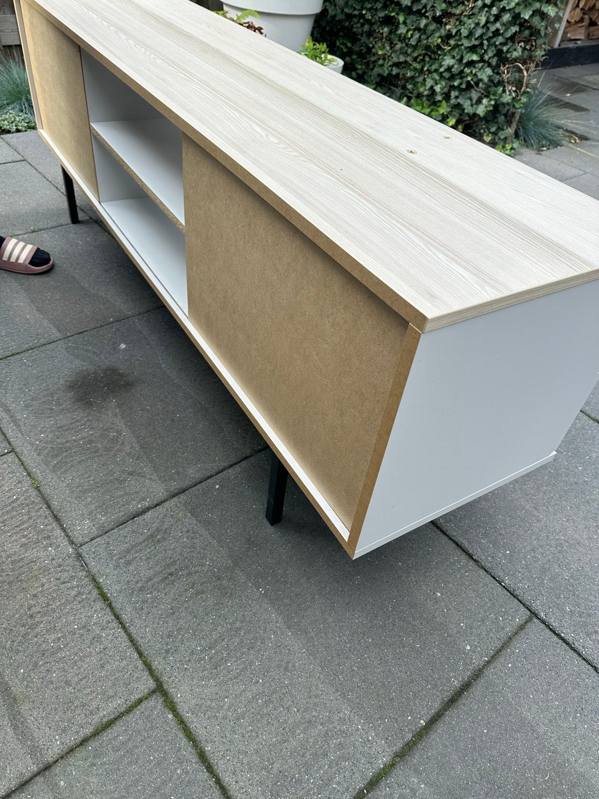 Modern TV-meubel met opbergruimte, Ophalen, Zo goed als nieuw, Overige houtsoorten, 150 tot 200 cm
