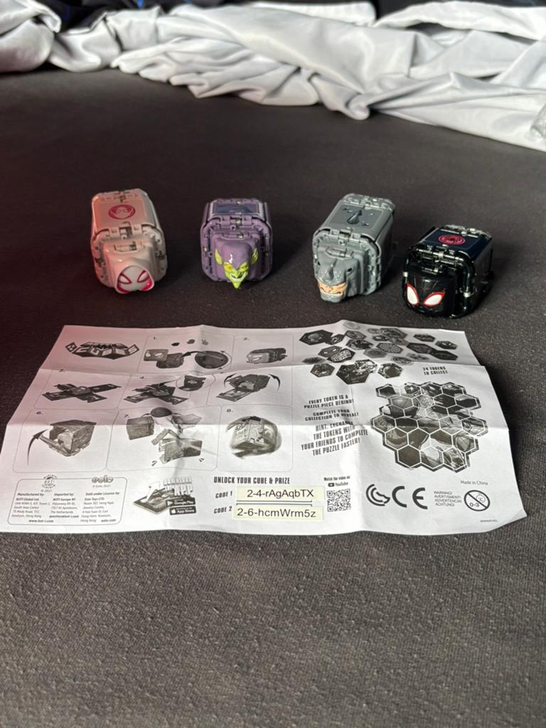 Battle cubes (4 stuks), Ophalen of Verzenden, Zo goed als nieuw, Jongen of Meisje