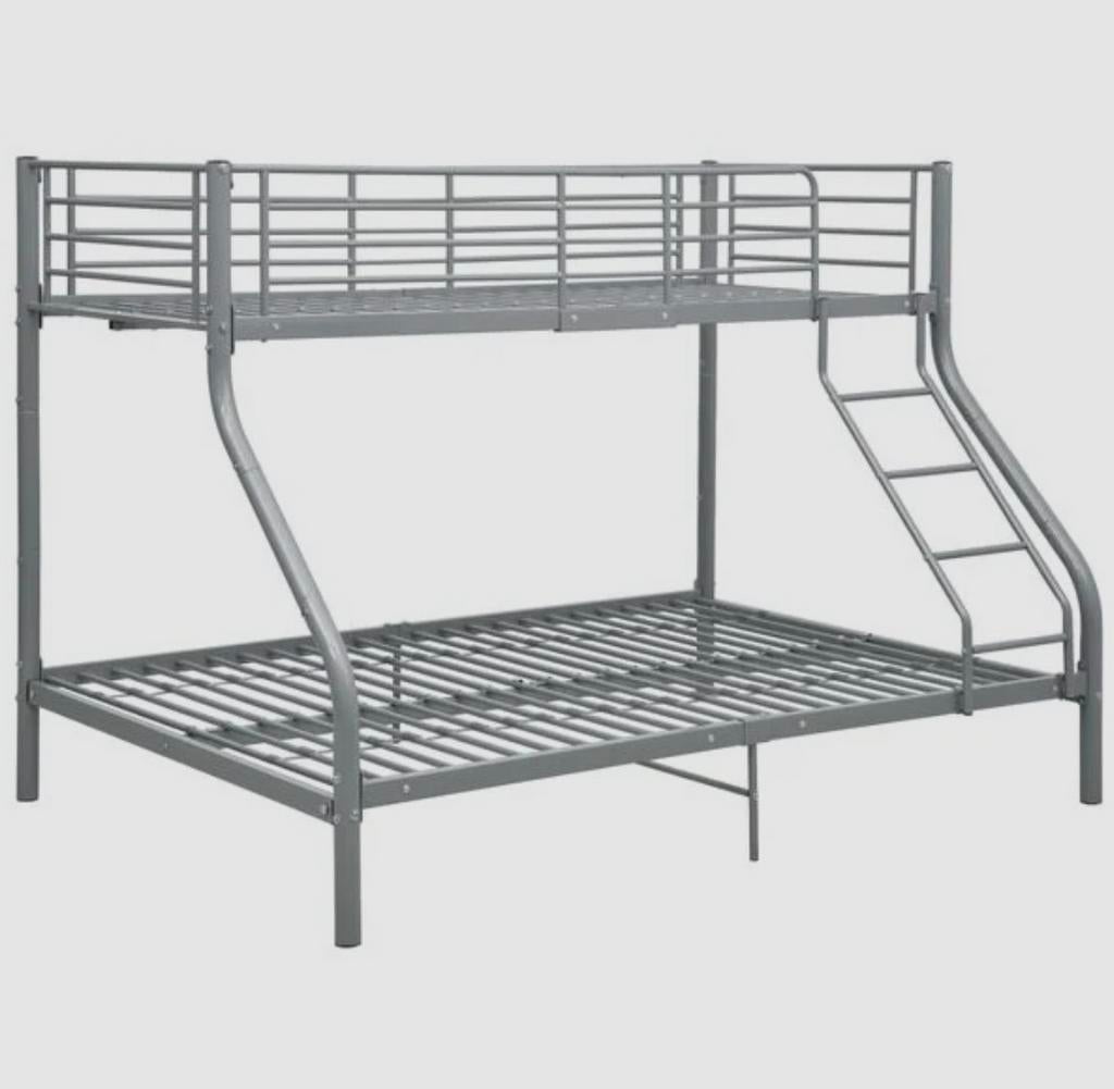 Stevig 3-persoons stapelbed - Ideaal voor kleine ruimtes, Kinderen en Baby's, Kinderkamer | Stapelbedden en Hoogslapers, Ophalen