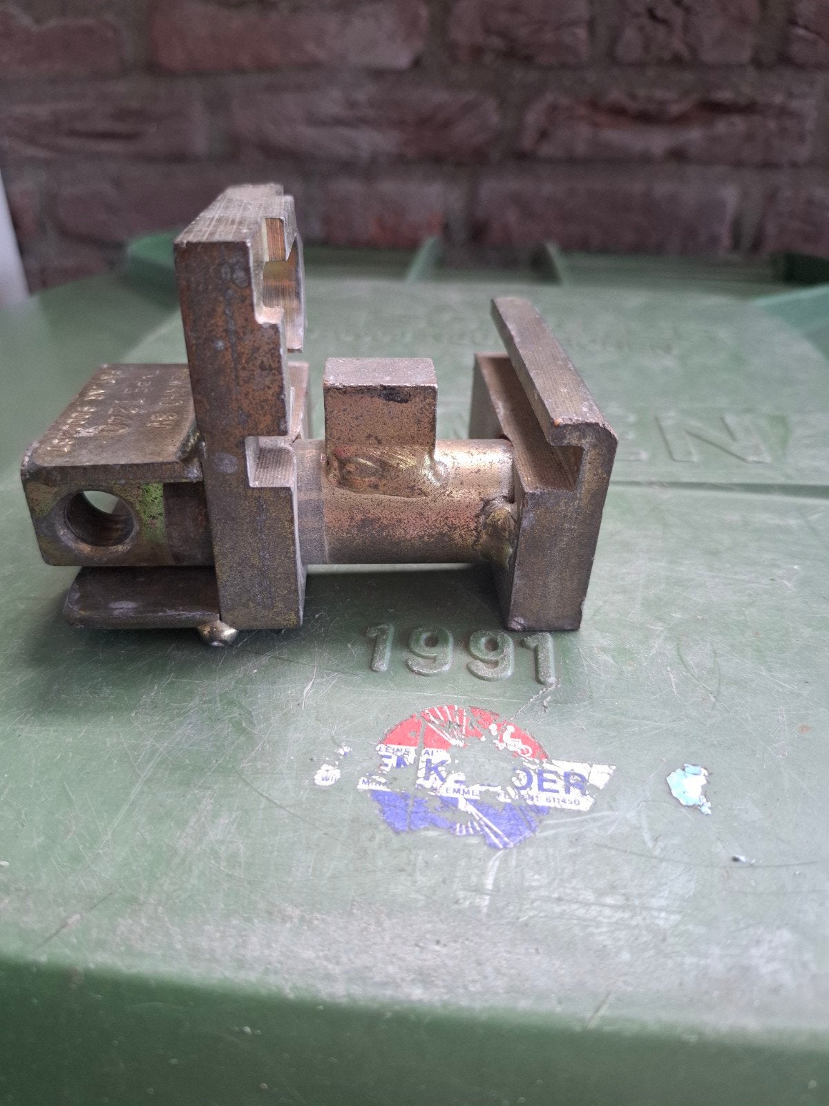 disselslot, Ophalen