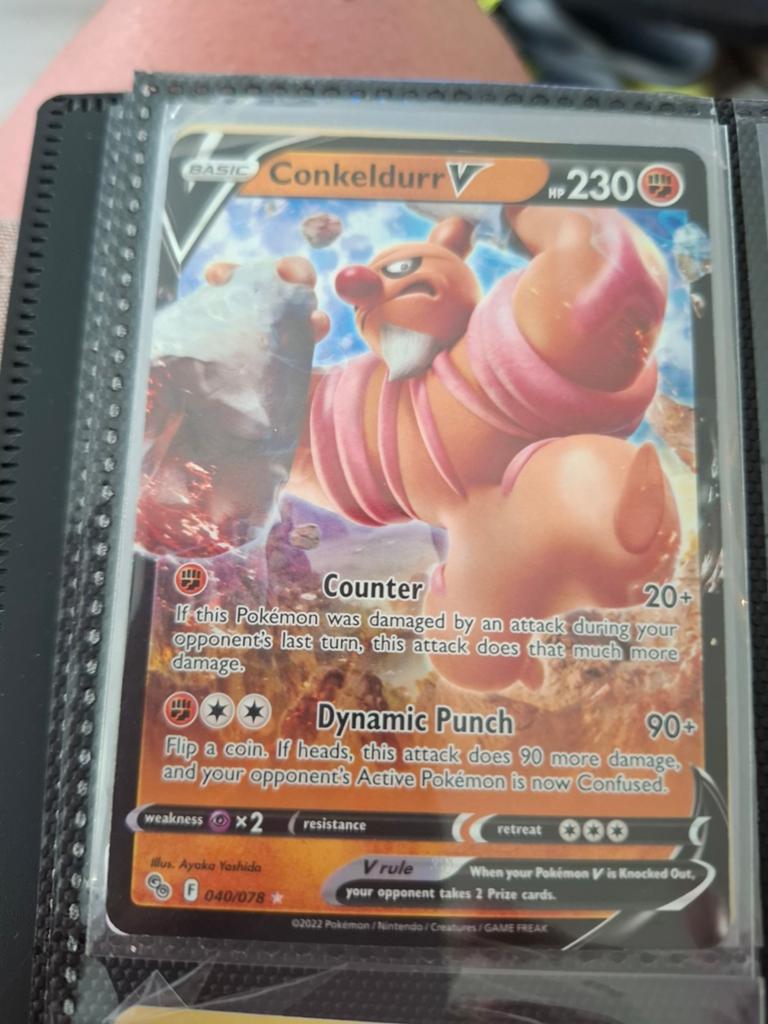 Conkeldurr V Pokémon Kaart 040/078, Ophalen of Verzenden, Zo goed als nieuw, Losse kaart