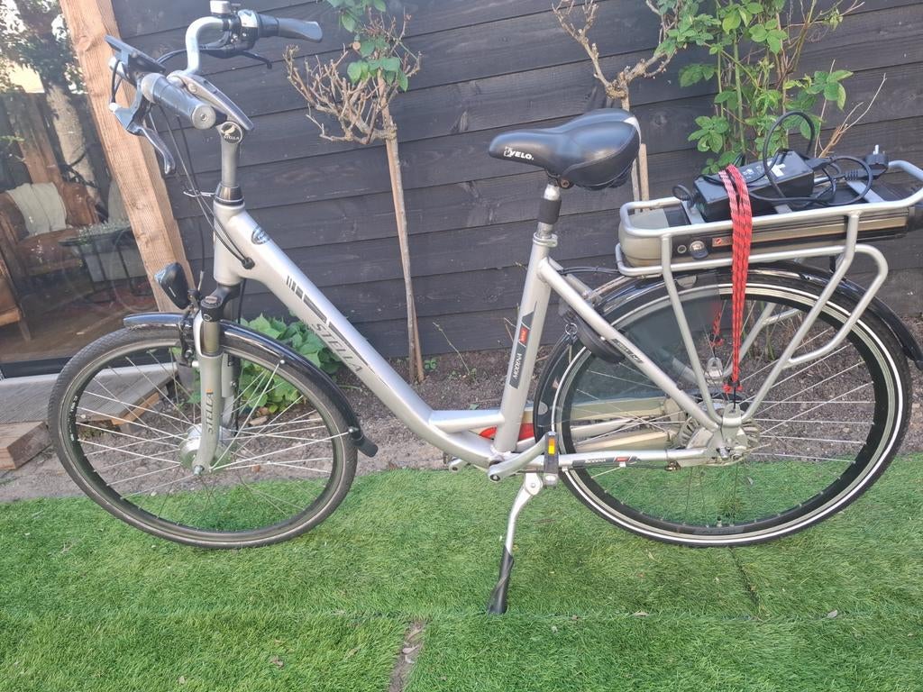 Stella elektrische fiets 28 inch L xl goede staat, Fietsen en Brommers, Elektrische fietsen, Gebruikt, 50 km per accu of meer