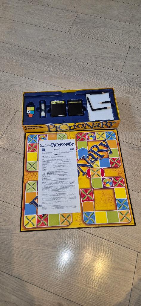 Pictionary bordspel, Ophalen of Verzenden, Gebruikt, Mattel Games