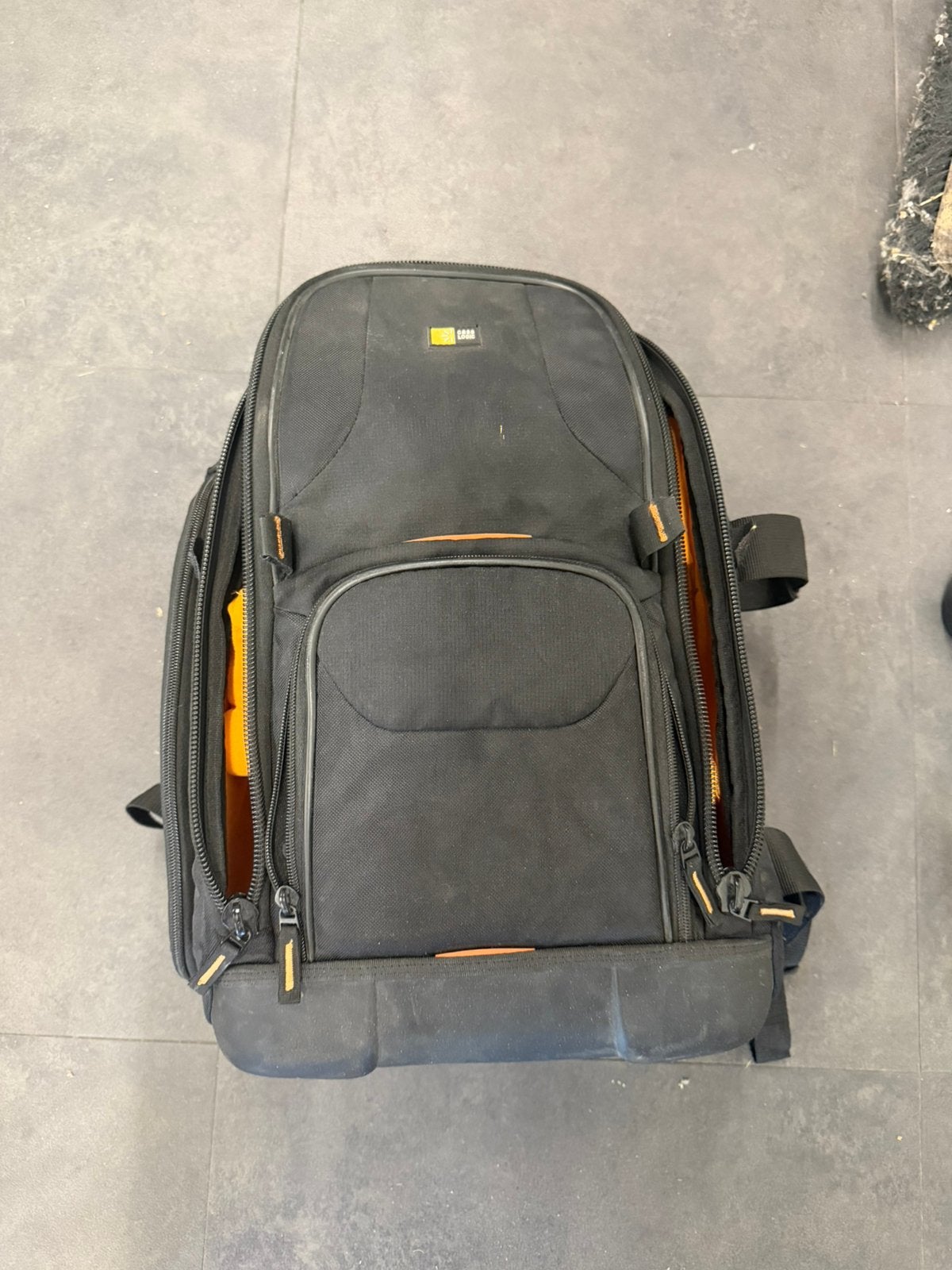 Case Logic Cameratas Rugzak - Zwart, Gebruikt, Gevoerd, Zwart, Case Logic