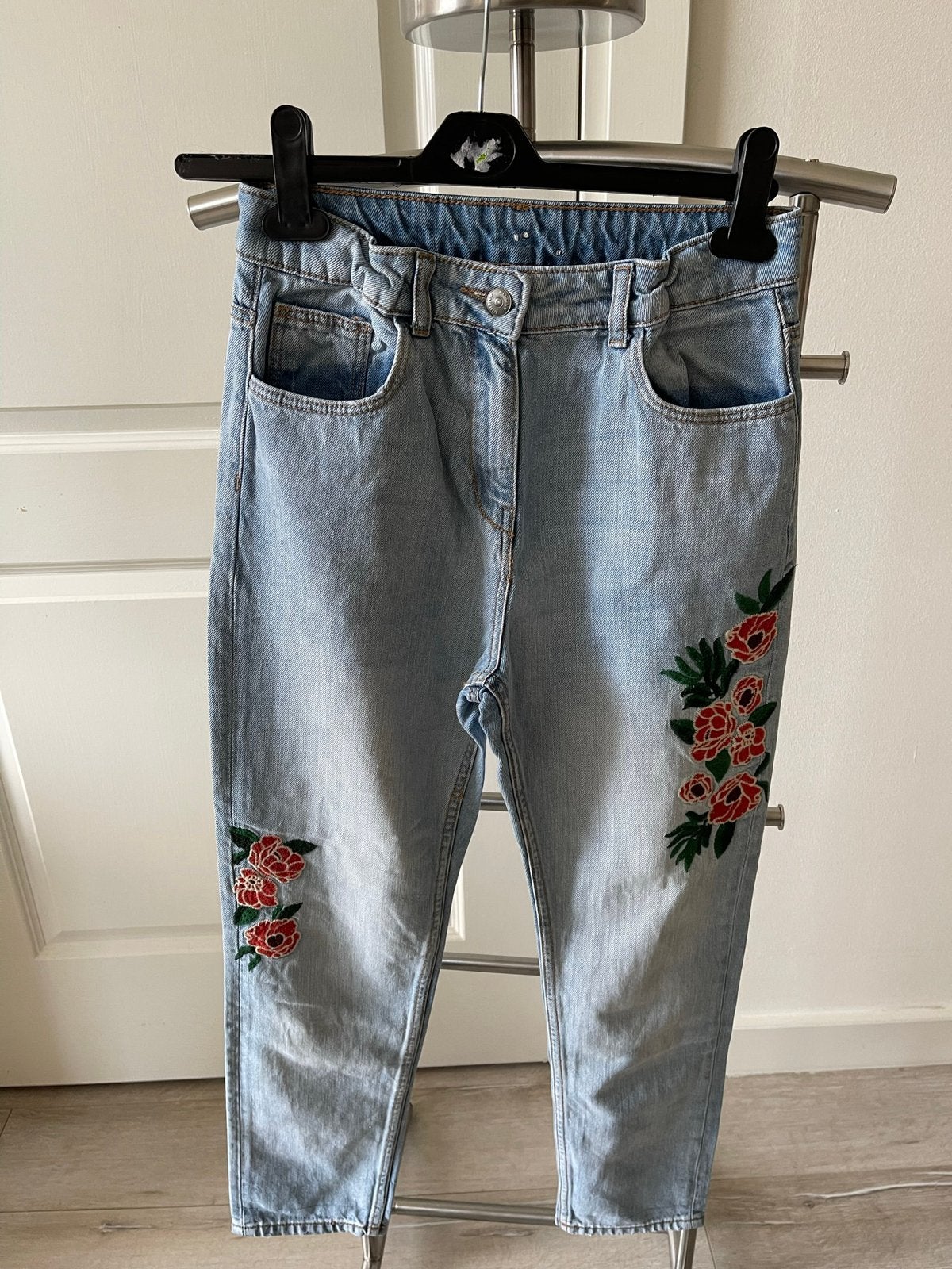 Jeans by H&M, Ophalen of Verzenden, Zo goed als nieuw, Blauw, W27 (confectie 34) of kleiner