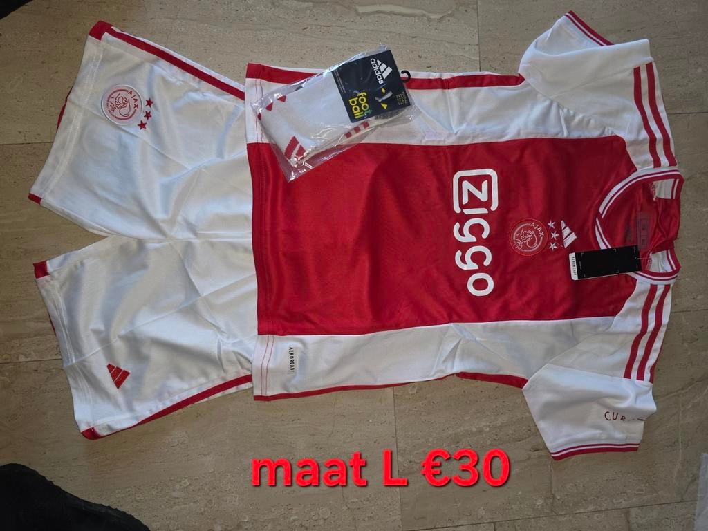 3 delige trainingspakken, Zwart, Nieuw, Overige maten, Ophalen of Verzenden