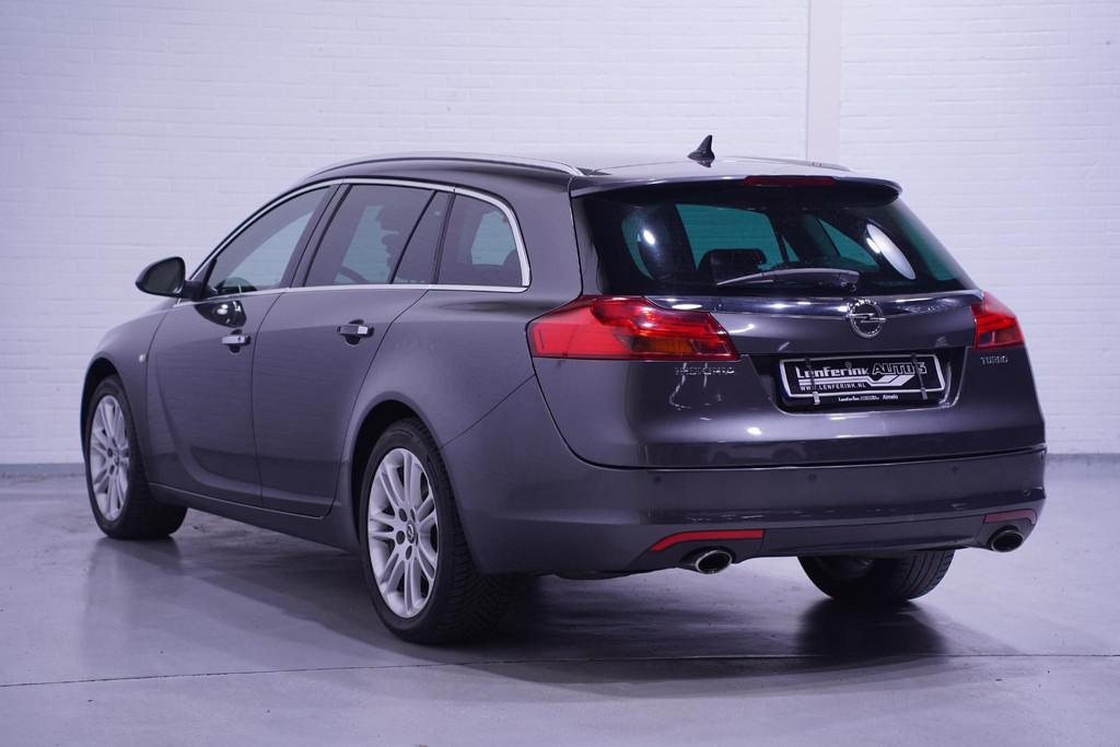 Opel Insignia Sports Tourer 1.6 T Cosmo navigatie electrisch, Auto's, Euro 5, Gebruikt, Zwart, 4 cilinders