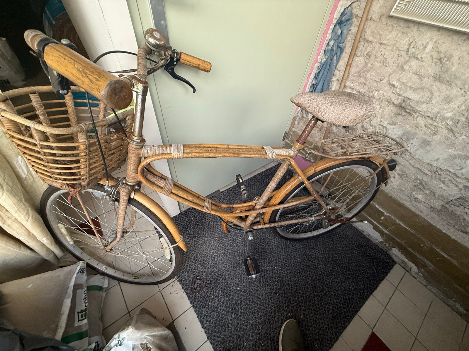 Unieke bamboe fiets - decoratie of kinderfiets, Fietsen en Brommers, Ophalen of Verzenden