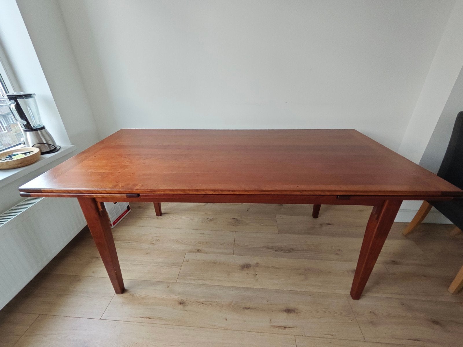 Uitschuifbare eettafel