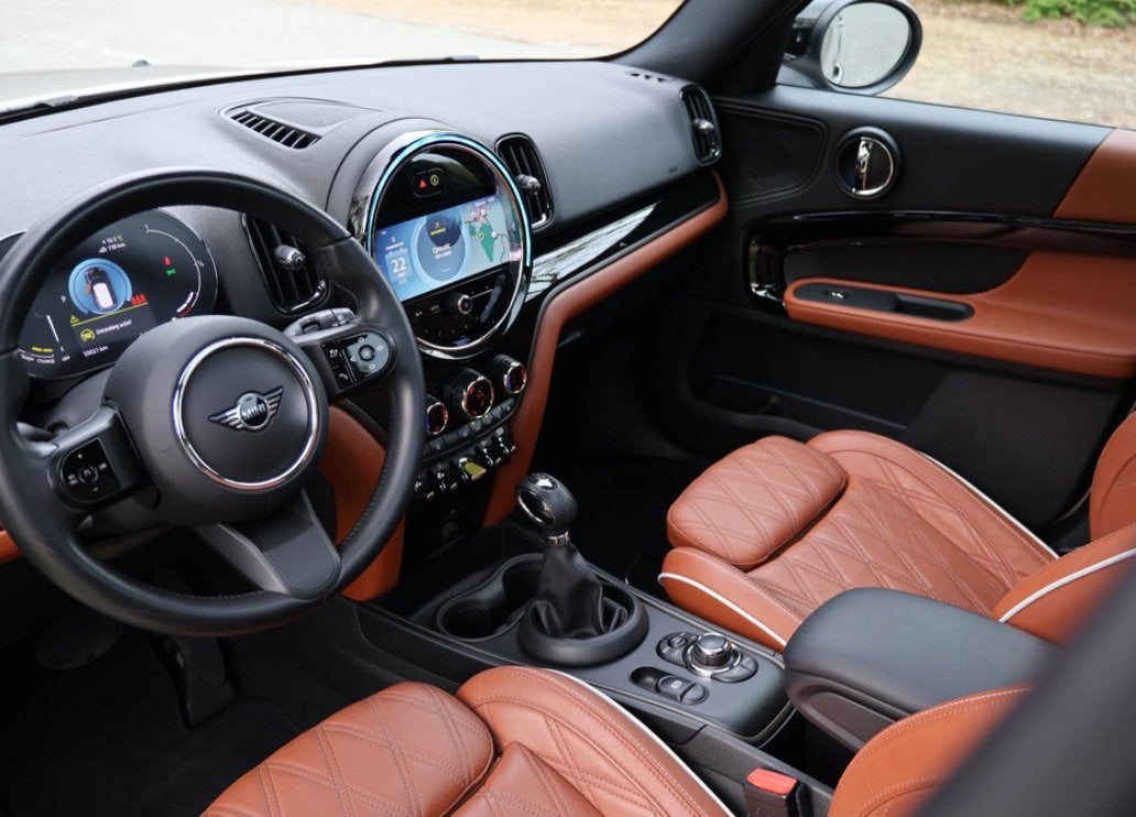 Foto 5 van Mini Countryman Cooper SE ALL4 (F60) - pano - leder - camera