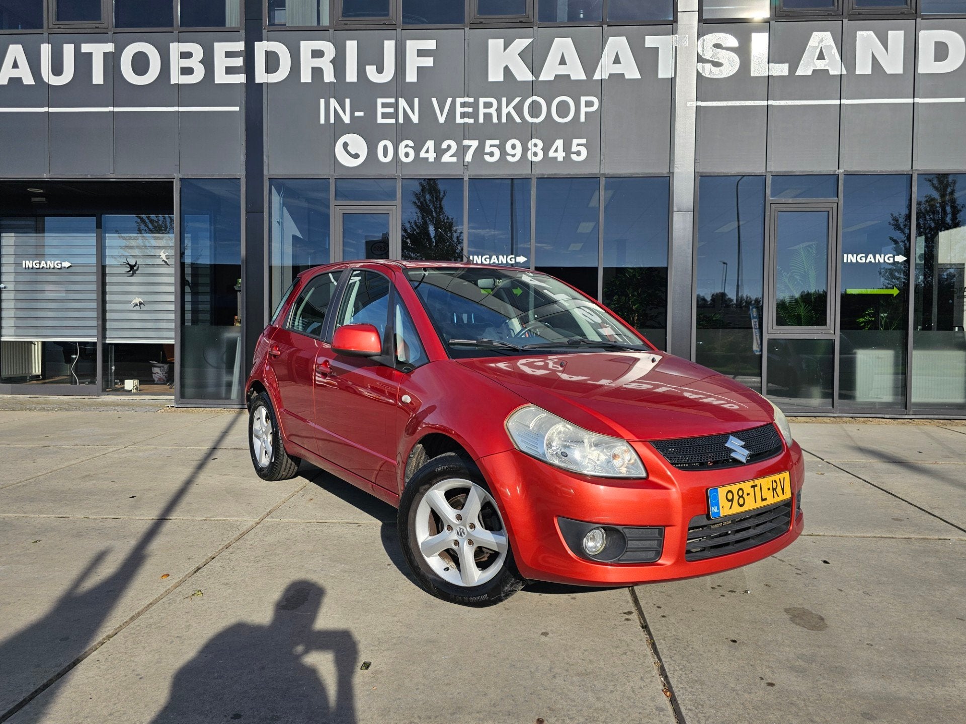 Suzuki SX4 1.6 Exclusive - Airco -, Auto's, Voorwielaandrijving, Gebruikt, Zwart, 49 €/maand