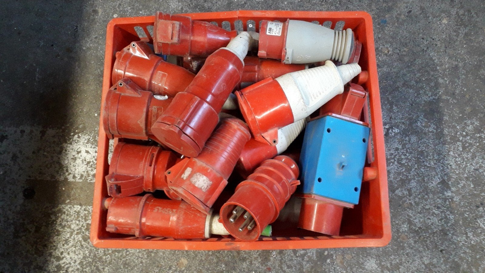 Krachtstekkers nieuw en gebruikt., Ophalen of Verzenden, Nieuw, Apparatuur