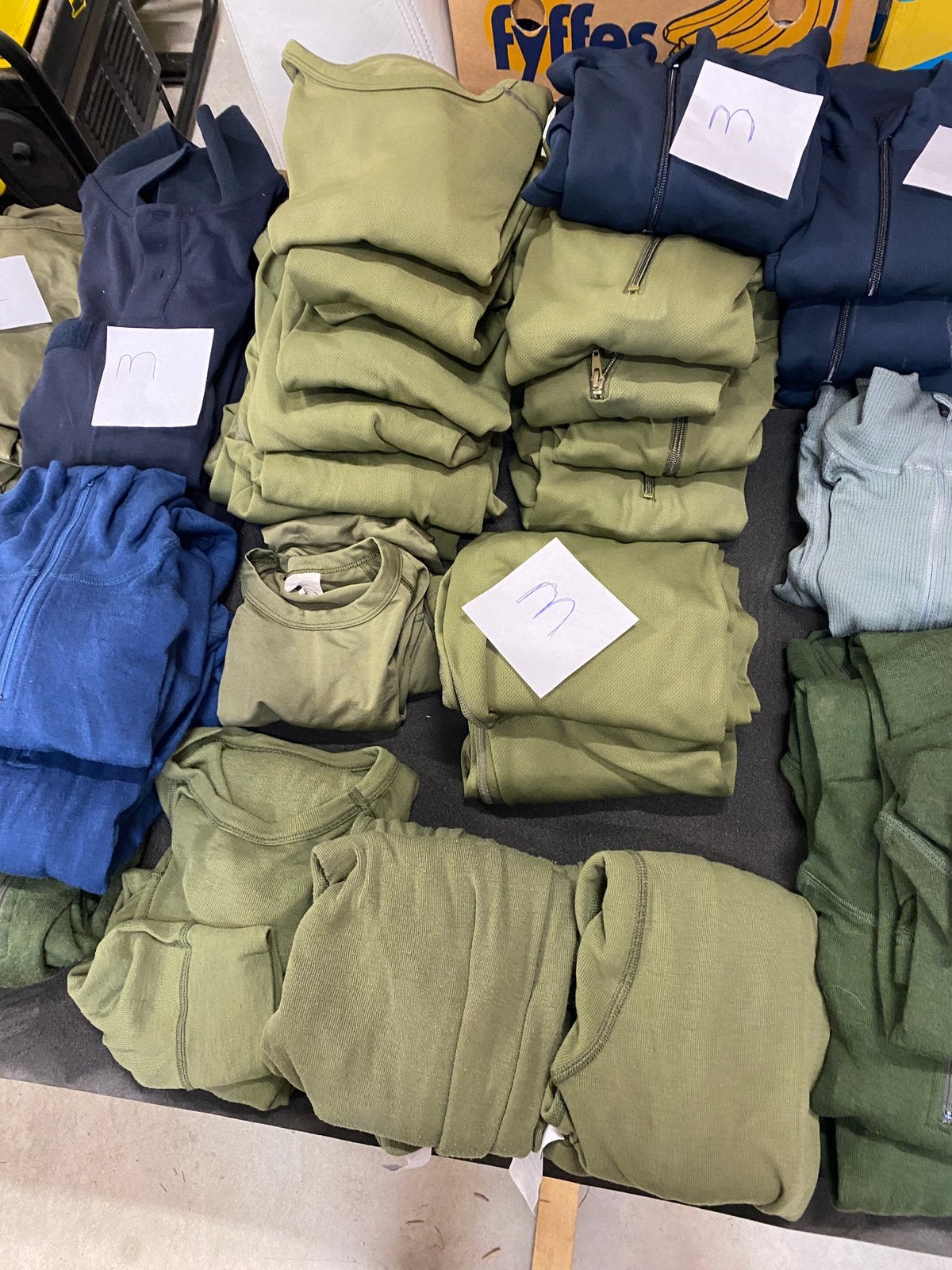 KPU kleding defensie maat M leger soldaten, Verzamelen, Ophalen of Verzenden, Landmacht, Nederland, Kleding of Schoenen