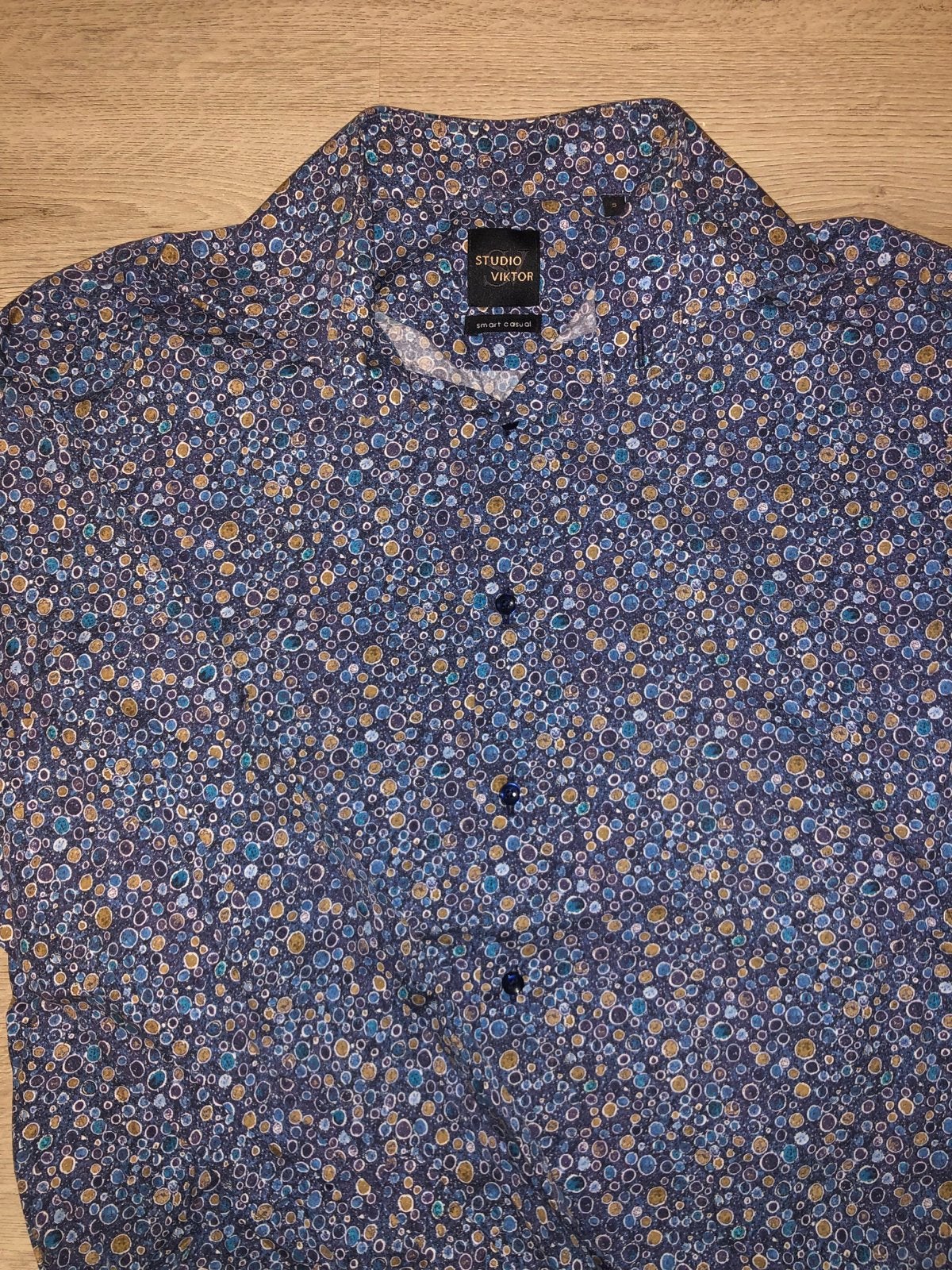 Studio Viktor overhemd S/M - Zo goed als nieuw, Ophalen of Verzenden, Zo goed als nieuw, Meerkleurig, Halswijdte 39/40 (M)