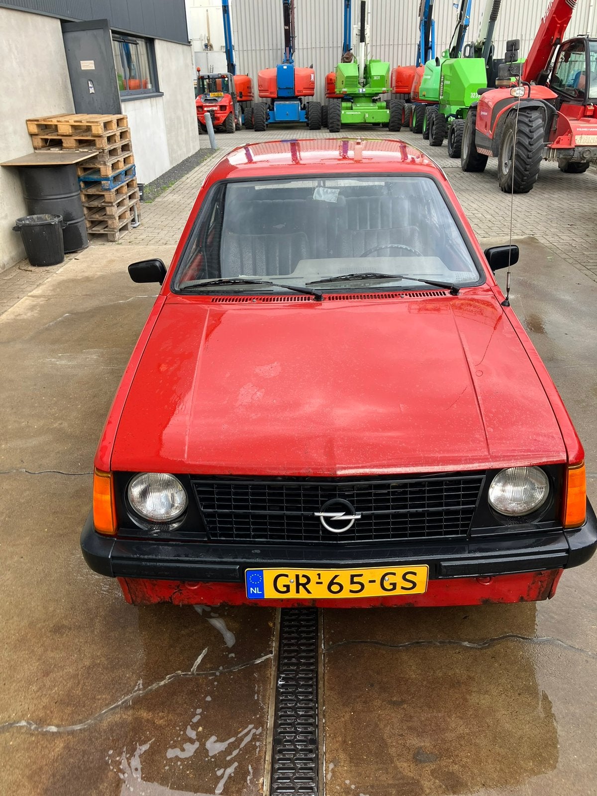 Opel Kadett 1.2 N 1981 Rood, foto 2