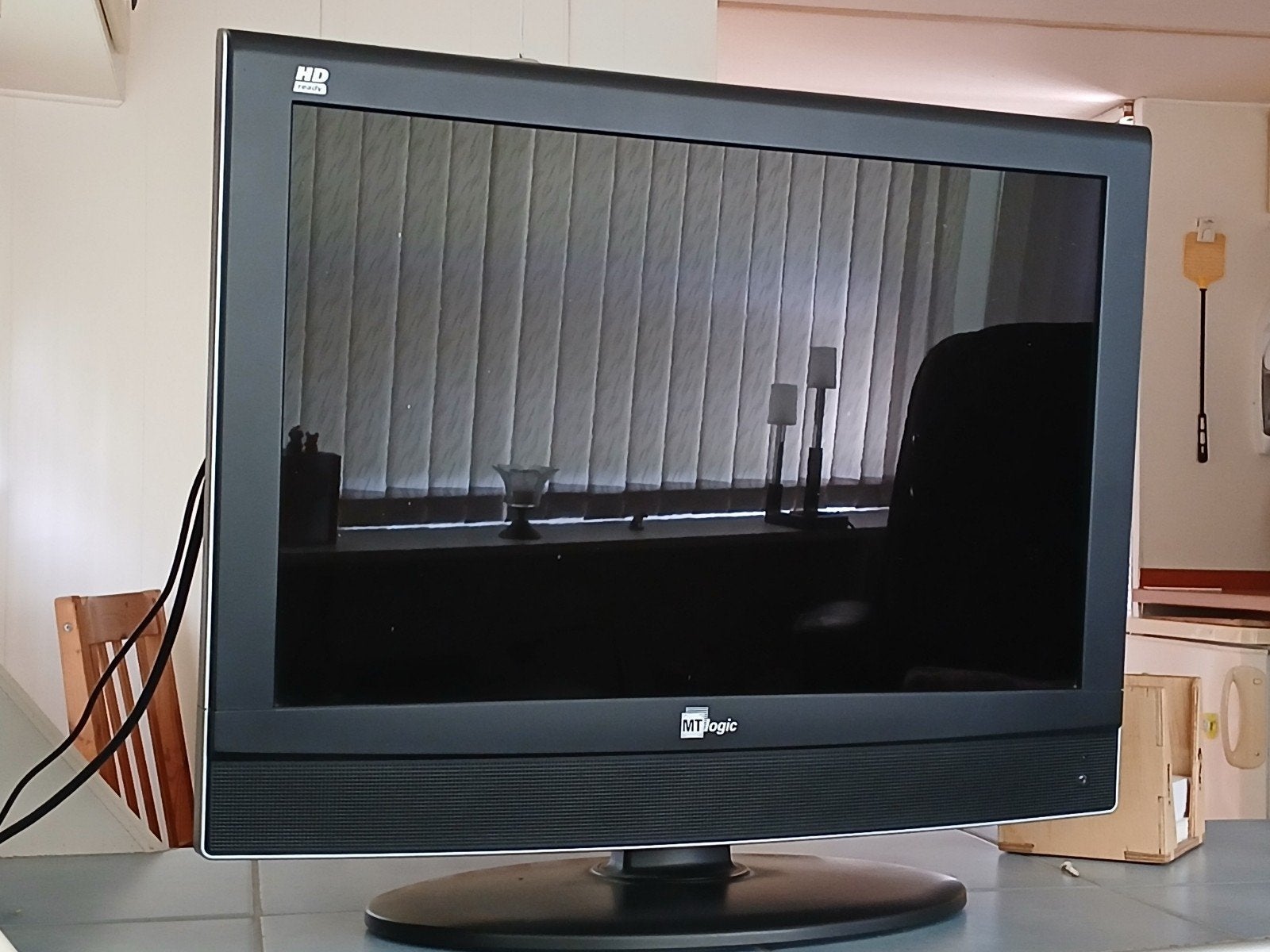 Goed werkende TV met ingebouwde DVD speler, 50 Hz, Zo goed als nieuw, 40 tot 60 cm, Ophalen